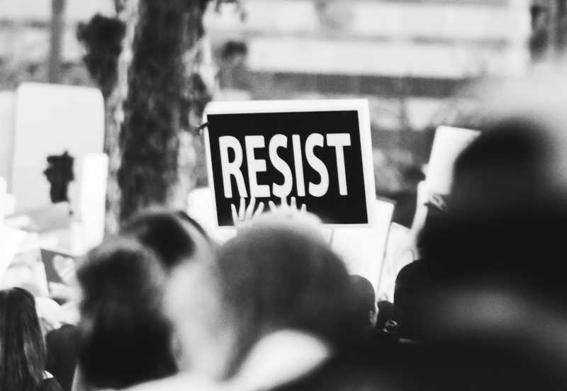 Resist sign