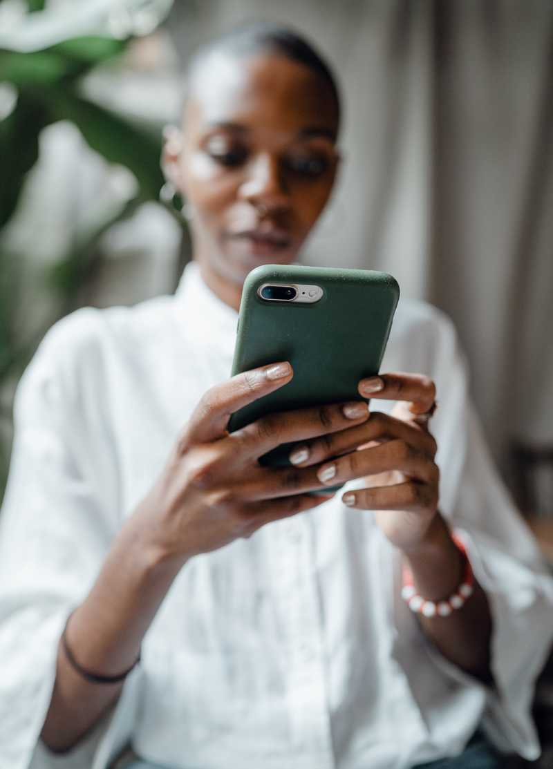 Woman frowning at phone